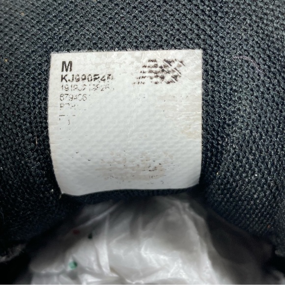 New Balance 990v4 Sneakers Kids Shoes Red Suede Athletic Running Shoes - Picture 9 of 10